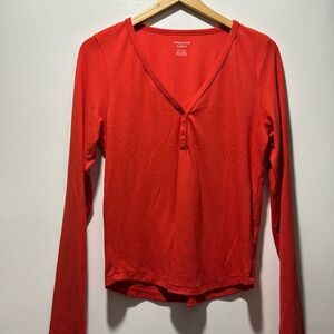 American Eagle Long Sleeve Henley T-Shirt